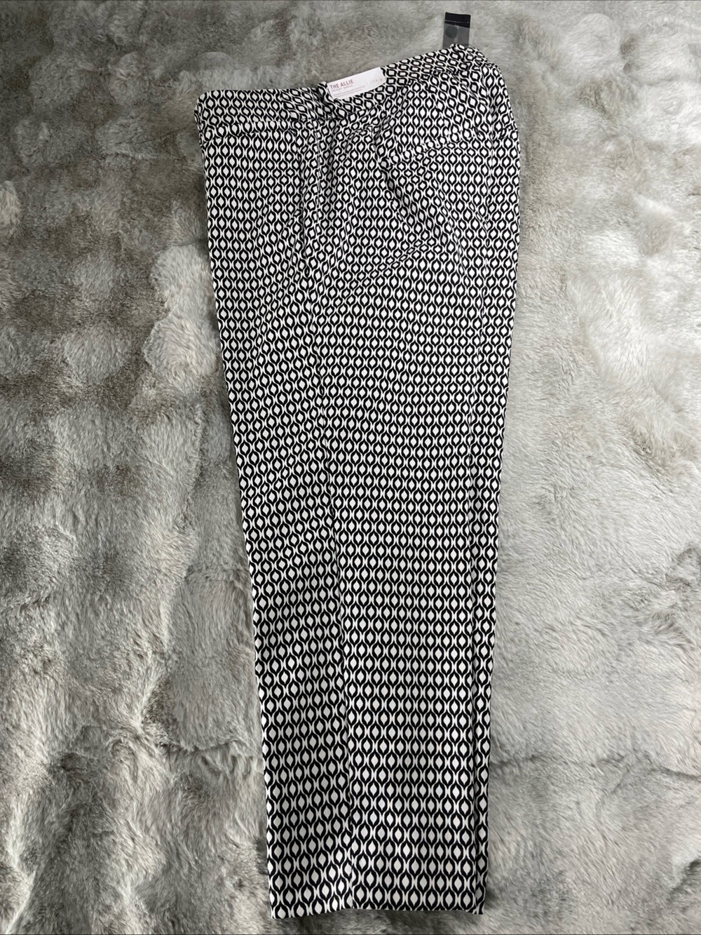 Lane Bryant Black & White Geometric Skinny Ankle Pants-0204